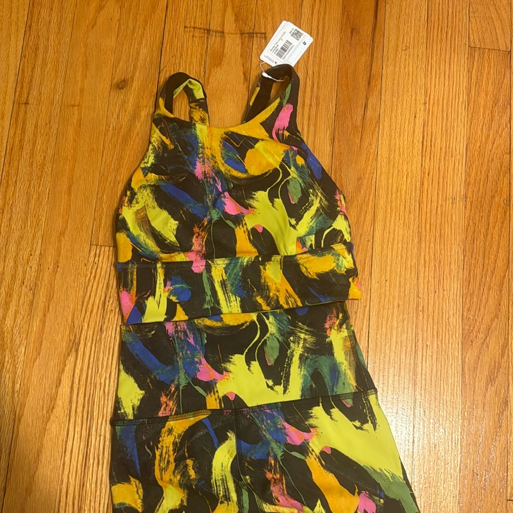 Women’s LuLuLemon set sz 4